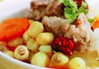 Món ngon ngày lạnh: Bồi dưỡng cơ thể với thịt hầm thuốc bắc