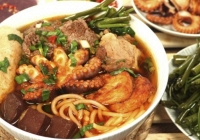 Canh bún bạch tuộc mềm ngon đậm đà