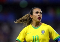 Huyền thoại bóng đã nữ chia tay World Cup