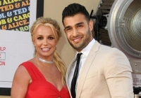 Britney Spears và chồng trẻ chia tay chỉ sau 1 năm kết hôn