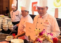 Nghệ nhân Lê Văn Khánh “gây thương nhớ” với món ẩm thực ở sự kiện kỷ niệm Quốc Khánh Việt Nam  tại Thái Lan