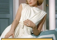 Chuyện ít biết về chiếc nhẫn kim cương khổng lồ trên tay công nương Grace Kelly 
