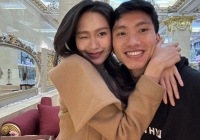 Vừa cầu hôn, Đoàn Văn Hậu gia nhập hội “cá con”, vợ sắp cưới nói một câu biết ngay ai là “nóc nhà” 