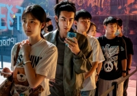 Người Trung Quốc đổ xô đi mua iPhone 15, giải thích lý do không chọn điện thoại Huawei: 'Chẳng phải cái nào cũng được hay sao'?