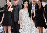 Mọi sự chú ý đều đổ dồn vào Jisoo!