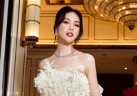 Netizen tràn vào 'tấn công' trang cá nhân Bùi Quỳnh Hoa, động thái của nàng hậu mới gây chú ý