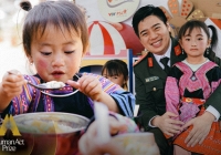 Chuyện chàng Trung úy vùng cao cùng đồng đội hỗ trợ nuôi cơm trưa cho hàng nghìn em nhỏ