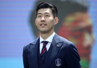 Ngôi sao Son Heung-min chia sẻ bất ngờ khi được hỏi về việc mua đồ xa xỉ, khẳng định không thích 'flex' bản thân