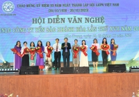 Công ty Yến Sào Khánh Hòa: Tưng bừng hội diễn văn nghệ chào mừng ngày thành lập Hội LHPN Việt Nam