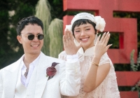 “Cô dâu mới” Khánh Linh (Cô Em Trendy) cùng chú rể Vũ Minh Kông rạng rỡ trong buổi lễ ăn hỏi 