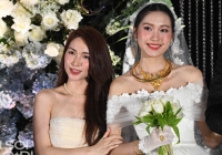 Hoà Minzy xinh đẹp như công chúa, làm điều này cho cô dâu của Văn Hậu khiến ai cũng tấm tắc: 'Cô này ấm áp'