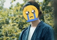 Quá tội cho sao nam bị nhầm thành... dì của nữ chính vì tạo hình sai trái, cảnh hôn vài giây cũng diễn không xong