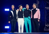 Đại diện BTC show Westlife lên tiếng về tranh cãi hạng vé mới: “Mở ra vì tình trạng lừa đảo vé trên MXH, đã thống nhất với band”