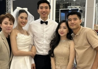 Vừa xong đám cưới Đoàn Văn Hậu đã được Hà Đức Chinh kết nạp vào nhóm 'nể vợ'