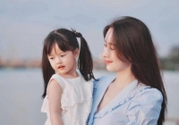 Hoa hậu Đặng Thu Thảo cùng con làm 1 hoạt động: Vừa thu được sản phẩm lung linh vừa có lợi ích giúp trẻ phát triển trí não 