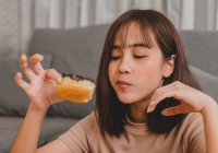 Kiềm chế được 2 trạng thái tâm lý này, bạn sẽ tiết kiệm hàng triệu mỗi tháng