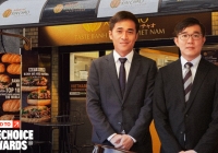 Anh em Quảng Nam xếp bằng Đại học Kinh tế bán bánh mì: 7 năm đưa hương vị Việt phủ sóng Nhật Bản, sẵn sàng dong buồm ra biển lớn