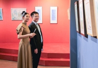 Tròn 1 năm ngày cưới, Ngọc Hân vừa làm việc vừa tranh thủ cùng ông xã du lịch