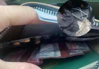 Cô vợ ở Hà Tĩnh choáng váng khi thấy loạt vật thể lạ trong ô tô chồng, đăng bài cảnh báo