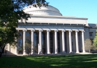 Đây là ngành có mức lương cao nhất sau khi ra trường của sinh viên ĐH số 1 thế giới: Không phải IT, y tế!