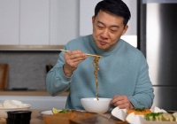 Bát bún ốc mẹ vợ mang cho đã hàn gắn được cuộc hôn nhân của tôi