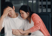 Cứ thế này thì vợ chồng tôi không có nổi 1 đồng để sinh con