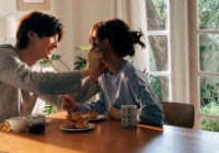 Câu chuyện đáng ngẫm: “Chán ghét vì chồng kiếm ít tiền hơn” - Bài học tài chính khi vợ chồng chênh lệch thu nhập 