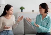 Mừng cưới chị chồng 2 chỉ vàng, tôi bị cả làng xì xào keo kiệt