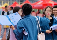 Hồ sơ xin việc bị tung lên mạng, nữ sinh trường đại học danh tiếng bị chỉ trích: Chưa trúng tuyển đã làm mất mặt ngành nghề