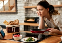 Sau nửa tháng dậy sớm nấu ăn cho chồng con, tôi muốn vùng lên