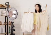 Kiếm gần 80 triệu/tháng nhờ bán hàng online, cô nàng 28 tuổi vẫn ước được đi làm văn phòng vì 1 lý do đặc biệt