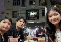 Nhạc sĩ Nguyễn Văn Chung 'khoe' nhận xét tổng kết học kỳ 1 của hai con, người hâm mộ chưa kịp khen đã 'sang chấn'