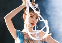 Phát hiện nhân vật cấp cao mở đường cho Angelababy comeback hậu ồn ào liên quan đến Lisa, lộ thế lực hậu thuẫn 'khủng'?