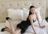 Người mẫu từng cặp kè với chồng cũ Diệp Lâm Anh đăng đàn: 'Đỗ IELTS không bằng lấy chồng giàu đâu'