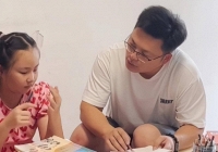 Bố mẹ đều là thần đồng nhưng con gái lại kém thông minh: Chấp nhận được sự bình thường của con mới là đỉnh cao giáo dục  