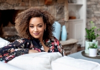 Nhờ kiên trì tiết kiệm 3 thứ này, người phụ nữ 41 tuổi đã trở thành triệu phú đầu tiên của dòng họ