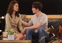 Giáp Tết, anh trai buồn rầu đưa tôi xem cái ví trống rỗng rồi bảo sang năm sẽ ly hôn