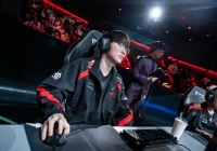 Faker chứng minh 'gừng càng già càng cay' với loạt chỉ số khủng, các đối thủ sừng sỏ cũng bất lực 