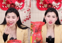 Hà Linh review táo đỏ của Hằng Du Mục, khen nhưng vẫn 'lấn cấn' vì một lý do
