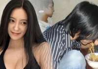 Hot girl Hàn đăng đàn một câu khó tin về món ăn khoái khẩu của game thủ Việt 