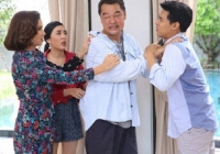 Bị bố vợ đòi nợ, chồng tôi nói một câu khiến ông ức chế quay sang trách mắng và đuổi mẹ tôi ra khỏi nhà