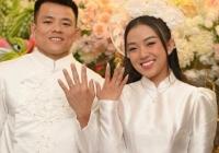 Tiền vệ đội tuyển Việt Nam đính hôn, Quang Hải, Văn Hậu lập tức vào “nhả vía cực mạnh ” chúc mừng 