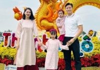 Đội trưởng đội tuyển Việt Nam cùng vợ con năm đầu tiên ăn tết xa quê 
