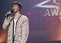 'Độc lạ Kpop': Thành viên người Trung của EXO bất ngờ bị ném đá chỉ vì... nhắc tới nhóm trong fan meeting, lý do là gì?