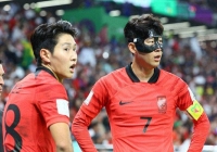 Đến tận nơi để xin lỗi Son Heung-min, Lee Kang-in vẫn không thể thoát 'trái đắng' từ vụ ẩu đả chấn động