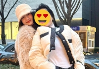 Hé lộ 'đại gia' bao em gái Công Vinh vi vu Hàn Quốc, hóa ra lại là người quen của fan bóng đá