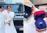 Đám cưới 'trĩu nặng' vàng, kim cương và tiền đô hot nhất lúc này, danh tính cô dâu số hưởng chẳng ai xa lạ! 
