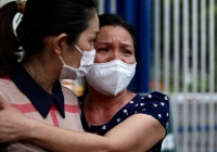 Cả ngày hôm nay, phụ huynh Hà Nội nơm nớp trước thông báo mới của Bộ GD&ĐT, chỉ sợ 'quay xe' không kịp