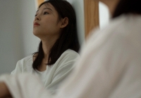 Đến gặp người thứ ba xin buông tha cho chồng mình, tôi choáng váng vì thái độ trơ trẽn của chị ta