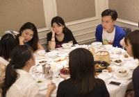 Cuộc họp lớp sau 20 năm khiến tôi hiểu ra 4 sự thật về cuộc sống:  Yếu tố thứ 3 quyết định lớn đến thành bại của đời người
